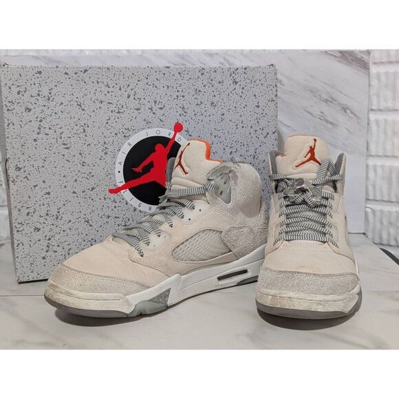 Air Jordan Men's Off-White 5 Retro SE Craft Round Toe Lace-Up Sneakers Size 11 - Picture 1 of 7